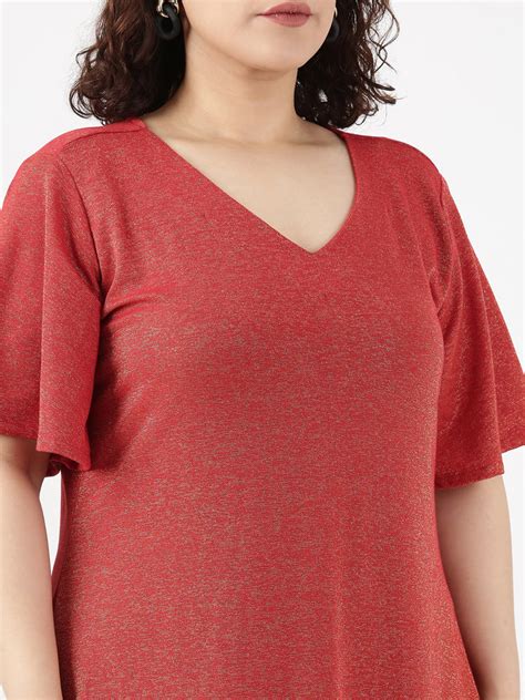 Trendy dresses for plus size women who love to stay in style |The Pink Moon