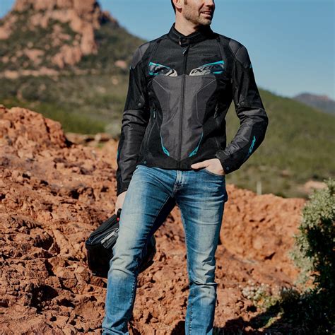 How to Choose the Perfect Riding Jacket for Your Riding Style – ReiseMoto