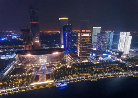 今天《人民日报》头版：《天津经济技术开发区—— 盐碱滩上接续创业》