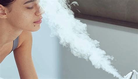 Simple Steps to Do a Steam Facial at Home - lifeberrys.com