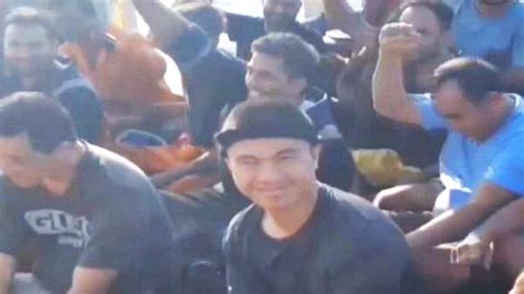 Video: Indian Crew Of MV Lila Norfolk Thanks Indian Navy By Chanting ...