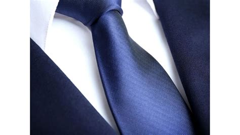 Gents Alliance Program to Distribute Suits to Students