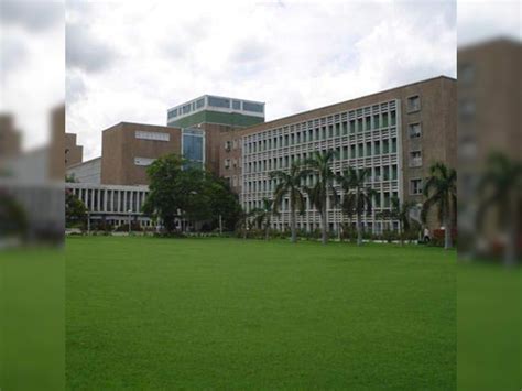 Vyapam scam: 3-member panel to examine scribe's viscera at AIIMS