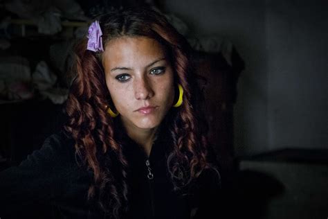 Girls Ageing 的图像结果