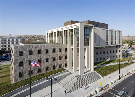 The James F. Battin United States Courthouse - Magnusson Klemencic ...
