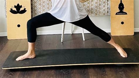 Balance Board Yoga Mats : Powers Yoga 'YogaBoard'