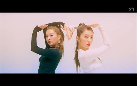 Red Velvet IRENE+涩琪小分队出道后续曲Naughty MV公开_哔哩哔哩_bilibili