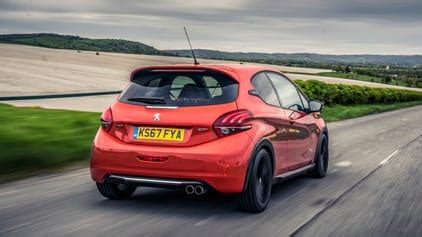 Toyota Yaris GRMN vs Peugeot Sport 208 GTI | Top Gear