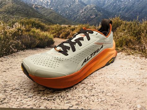 NEW Altra Shoes for 2024 - Escalante 4, Mont Blanc Carbon and more ...
