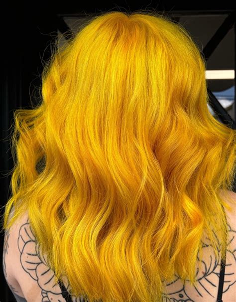 12 Yellow Hair Colour Ideas That Look (Surprisingly) Good – AMR Beauty ...