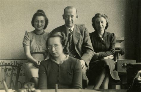 Peter van Pels and his parents | Knowledge base | Anne Frank House