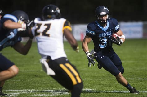 Northwood University vs. Michigan Tech football - Oct. 7, 2017 ...