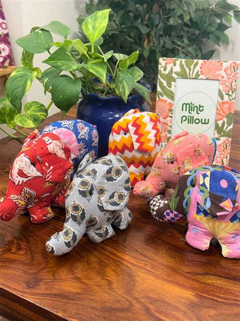 Toys / Small Gifts – Mint Pillow
