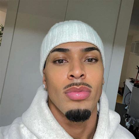 Gorgeous Black Men, Fine Black Men, Cute Black Guys, Pretty Men ...