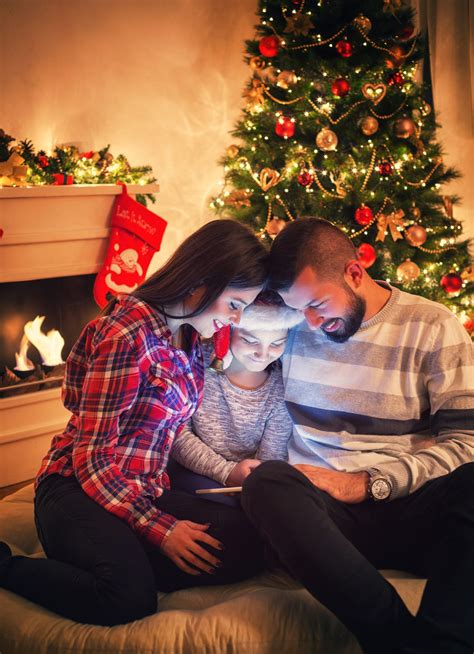 35 Meaningful Christmas Eve Traditions - Christmas Eve Activities