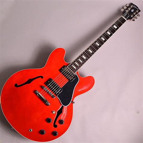 The 5 Best Gibson ES-335 Signature Guitars - Spinditty