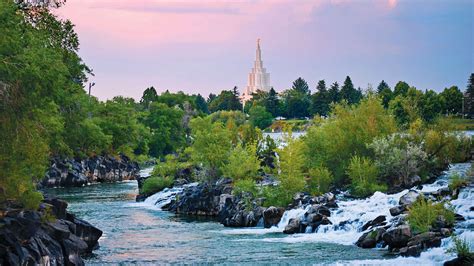 The Snake River: A Lifeline Carving Through Idaho’s Landscape ...