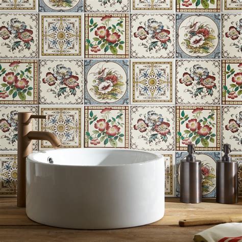 12 Patterned Bathroom Tile Ideas to Make Your Floors and Walls Pop ...