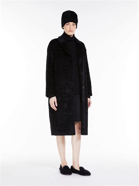 Max Mara Fluffy-textured Coat In Black | ModeSens