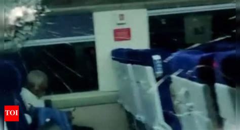 Miscreants pelt stones at Vande Bharat Express, damage two glass ...