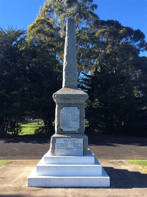 WAR MEMORIAL & FLAGPOLE (2026) All You Need to Know BEFORE You Go (with ...