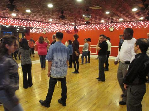 Salsa dance classes NYC - Dance Fever Studios | Brooklyn NY Dance Studio