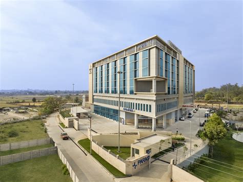 Hospital Building Design 的图像结果