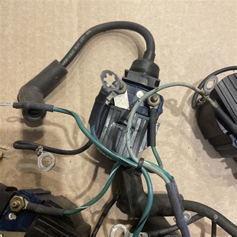 Mercury Mariner 25 40 50 60 75 90 115 150 200 HP Ignition Coil Assembly ...