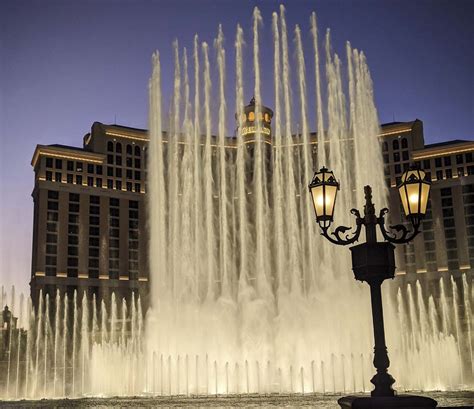 Things to Do in Las Vegas - Fountains of Bellagio - where to go in las vegas
