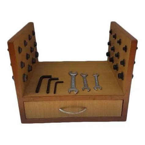 Rezultat imagine pentru Hand Tool Test