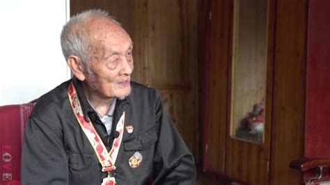 96岁抗美援朝老兵就医，取出嵌在体内72年的弹片_凤凰网视频_凤凰网
