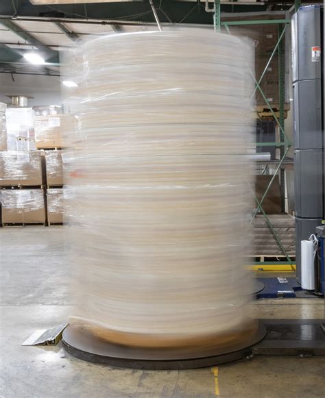 Stretch Wrapping | Manna Foods, LLC.