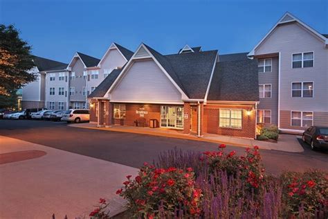 RESIDENCE INN DANBURY - Hotel Reviews, Photos, Rate Comparison ...