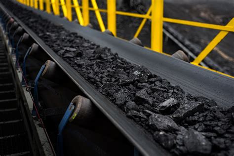 A Guide to Choosing a Mining Conveyor Belt - OreFlow