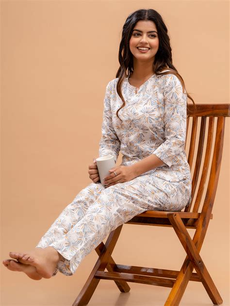 Floral Printed Pure Cotton Night Suits FRLW9025 – feranoid