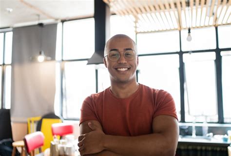 B’wood’s Beauty Ideals & Bald Actors Don’t See Eye To Eye: Does India ...