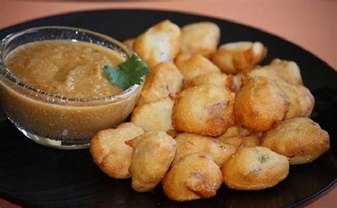 29 LipSmacking Street Foods From Different States Of India