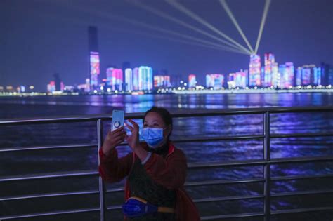 Photos Wuhan : reprise des transports publics — Chine Informations