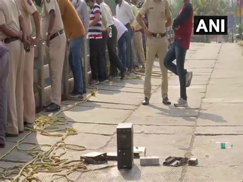 Mansukh Hiren's death case: Sachin Waze tried to destroy various ...