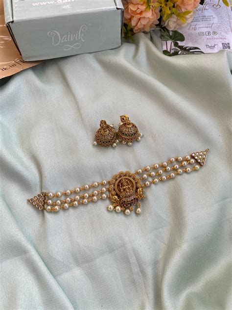 Lakshmi Pearl AD Choker with Jhumkas – Daivik.in