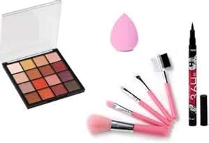 Buy Glaaddo Ultimate Eyeshadow Palette with 5 pcs makeup brush set ...