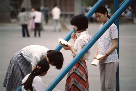 镜头下的80年代中学生：原来你的青春，都在这里_澎湃号·湃客_澎湃新闻-The Paper