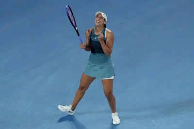 Madison Keys stuns Iga Swiatek to set up Australian Open final against ...
