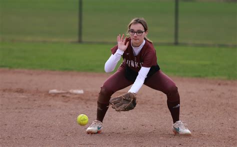 Maple Grove rallies past Dunkirk | News, Sports, Jobs - Observer Today