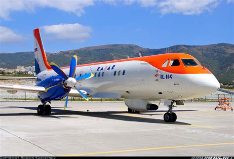 CCCP-76470 | Tupolev Tu-114 | Aeroflot | Paul Chandler | JetPhotos