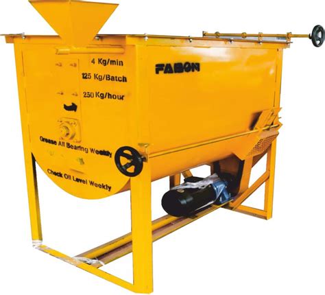 250-300 Kg/HR Feed Mixing Machine Manufacturer, Supplier from Nashik