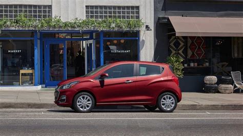 Chevrolet Spark 1LT 2022 - Prix, nouveautés, spécifications, photos, évaluation et essais | RPM