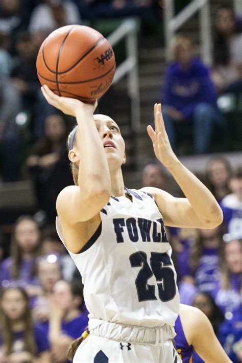 MHSAA Girls Basketball Division 4 Final - mlive.com
