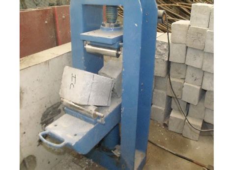 Flexural Strength Test Example 的图像结果