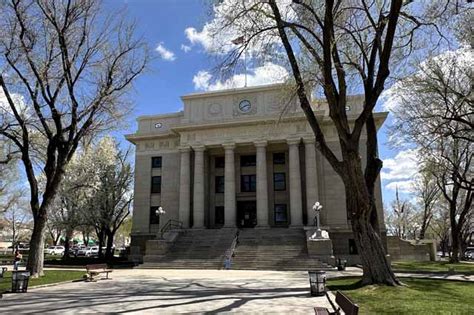 Mother's Day Art Festival at Downtown Prescott Courthouse 2023 ...